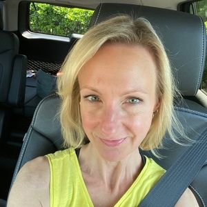 Meet your Posher, Stacie